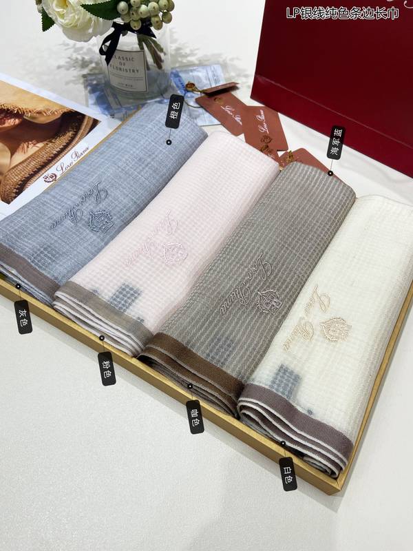 Loro Piana Scarf LPC00053 Loro Piana Scarf LPC00053